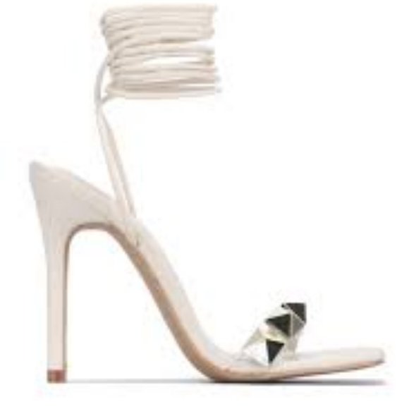 NWT CAPE ROBBIN AIGO GOLD STUDDED LACE UP HEELS OFF-WHITE 5.5 - Picture 1 of 8